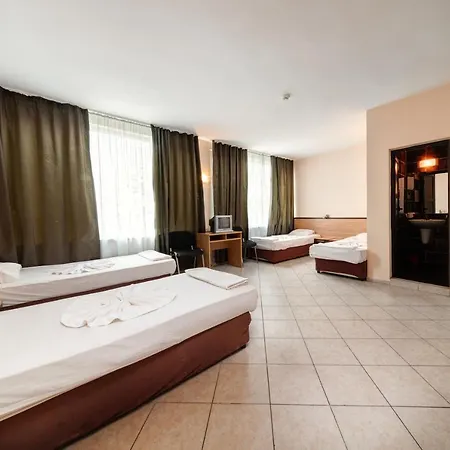 Varly Bryag Hotel