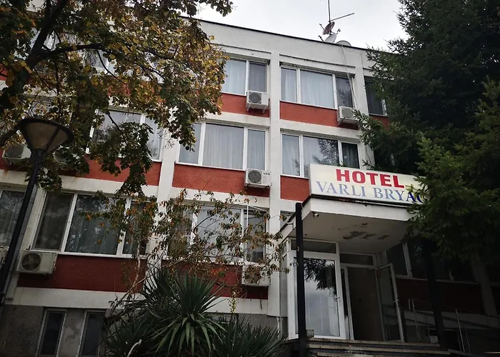 Otel Varly Bryag