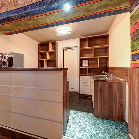 Varly Bryag Hotel Burgas City